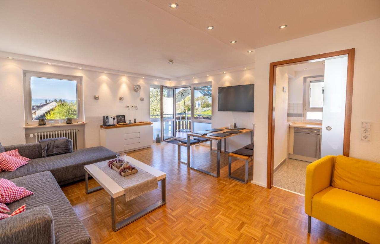 Ferienwohnung Seeblick Mit Blick Auf Die Alpen Wasserburg am Bodensee Exterior photo