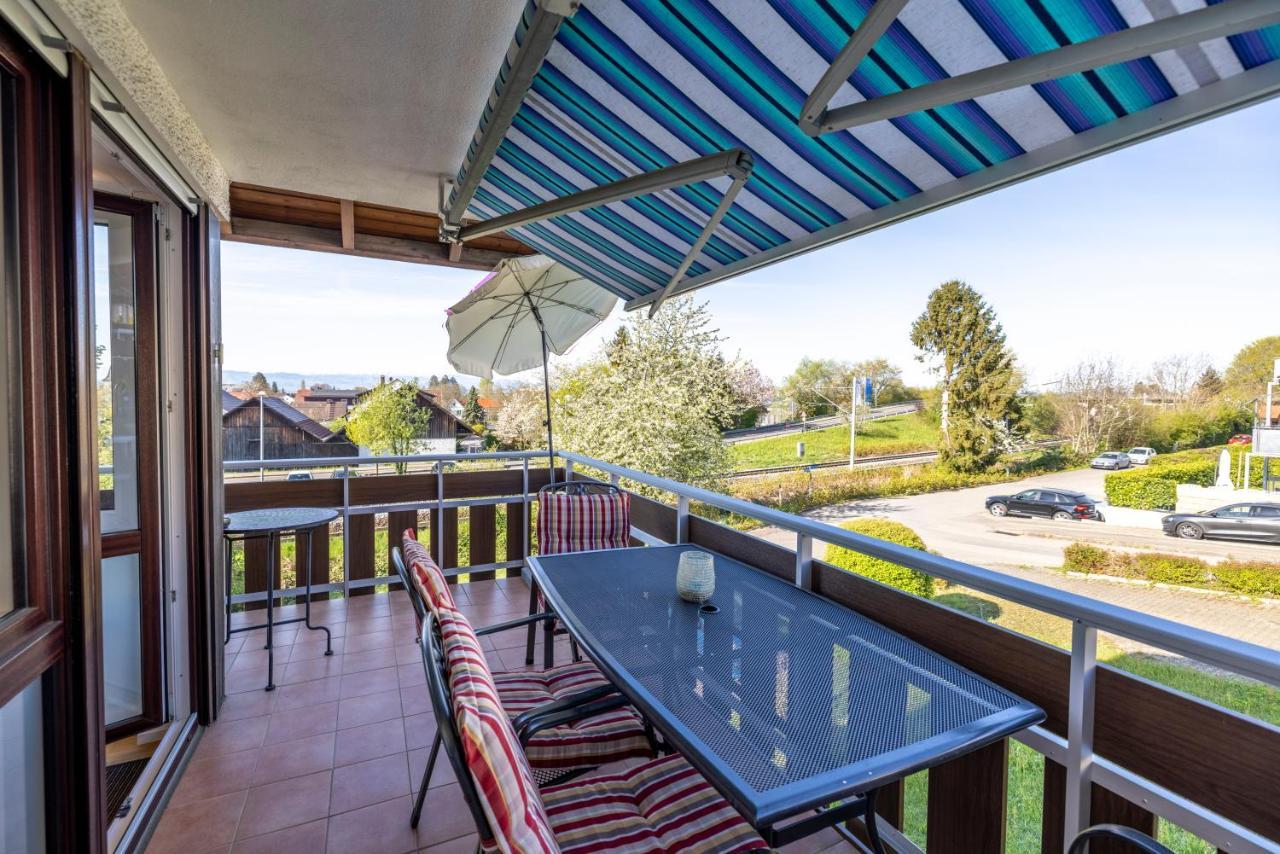 Ferienwohnung Seeblick Mit Blick Auf Die Alpen Wasserburg am Bodensee Exterior photo