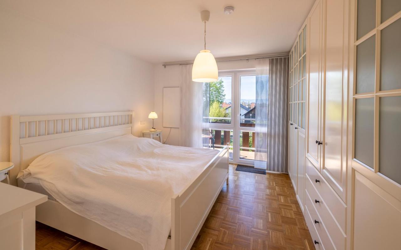 Ferienwohnung Seeblick Mit Blick Auf Die Alpen Wasserburg am Bodensee Exterior photo